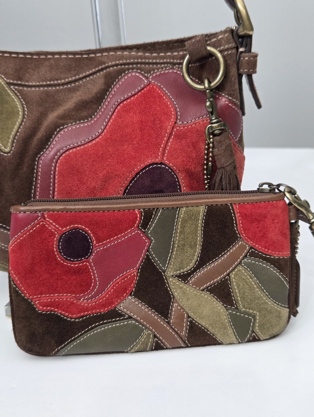 EXCELLENT RARE VINTAGE COACH POPPY FOR PEACE SUEDE HOBO AND WRISTLET - Picture 2 of 11